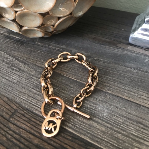 MK jewelry - Picture 1 of 6
